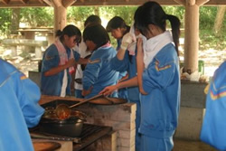 「野外炊飯をして思ったこと」高水付属中学校２年３組　澤原　茉由